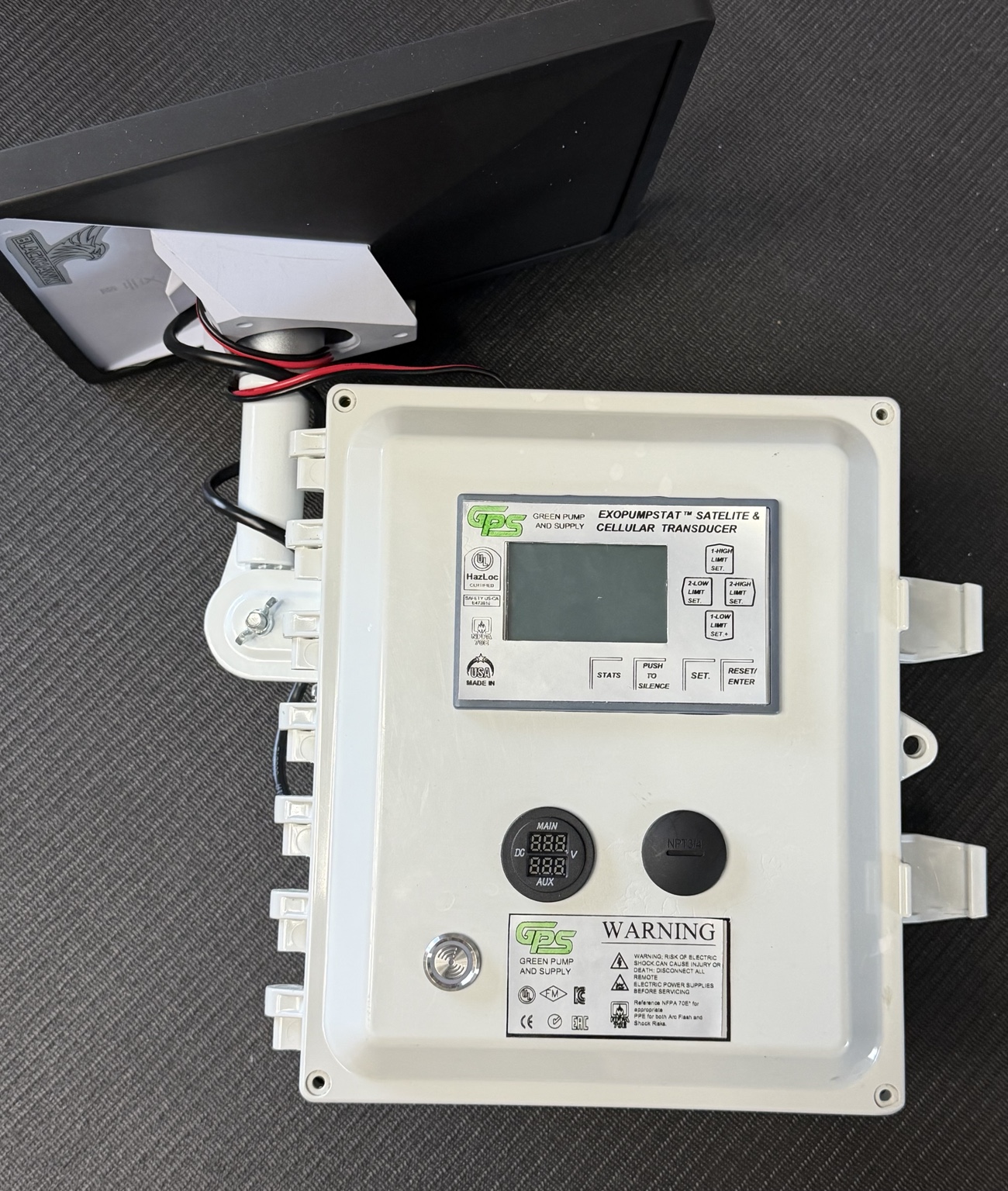 Green Pump and Supply connected panel
